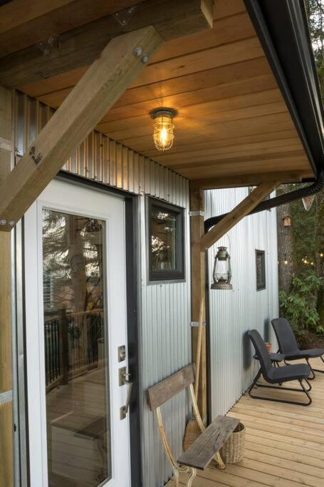 Hotel Tiny House Big View Chilliwack Exterior foto